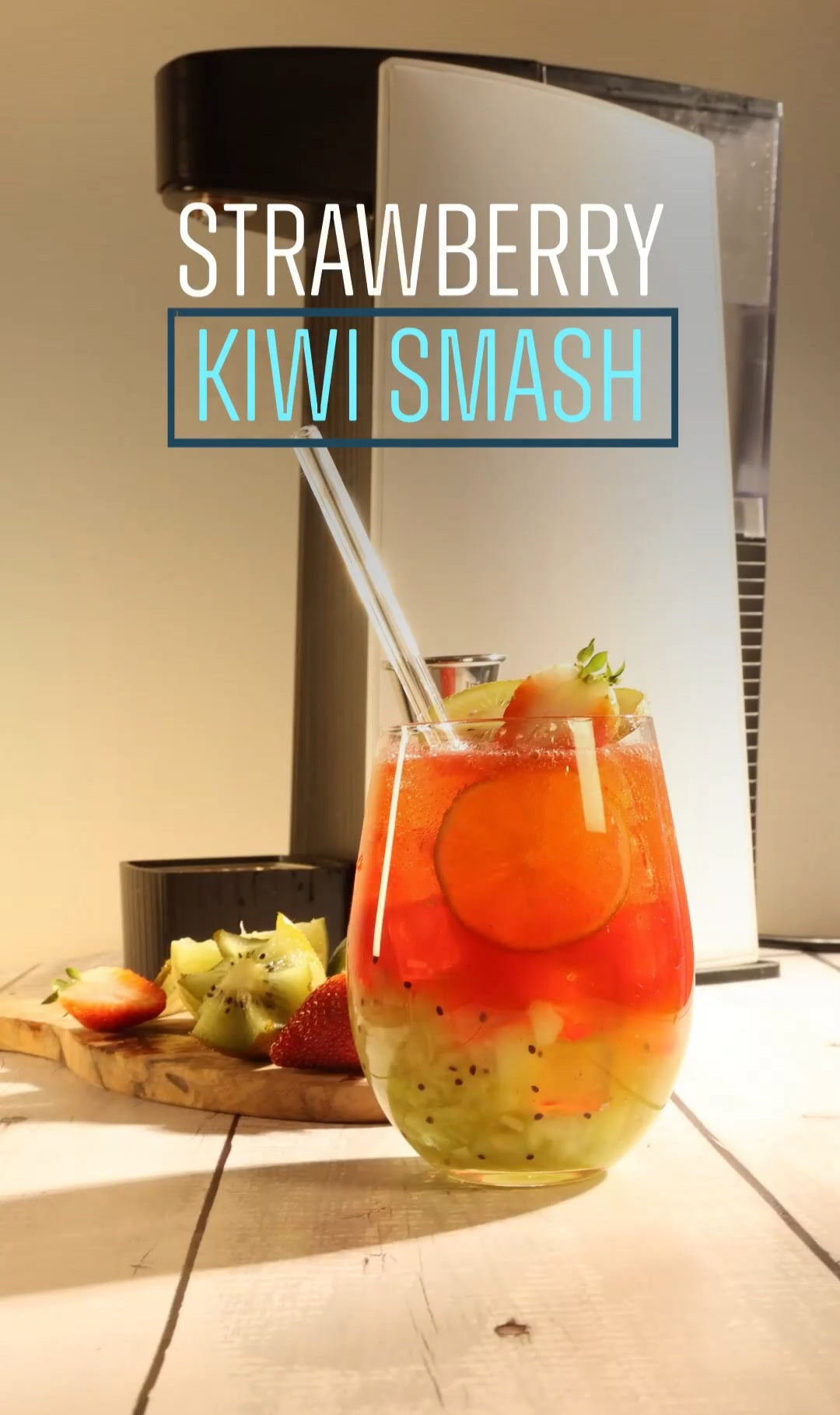 Strawberry Kiwi smash⁠