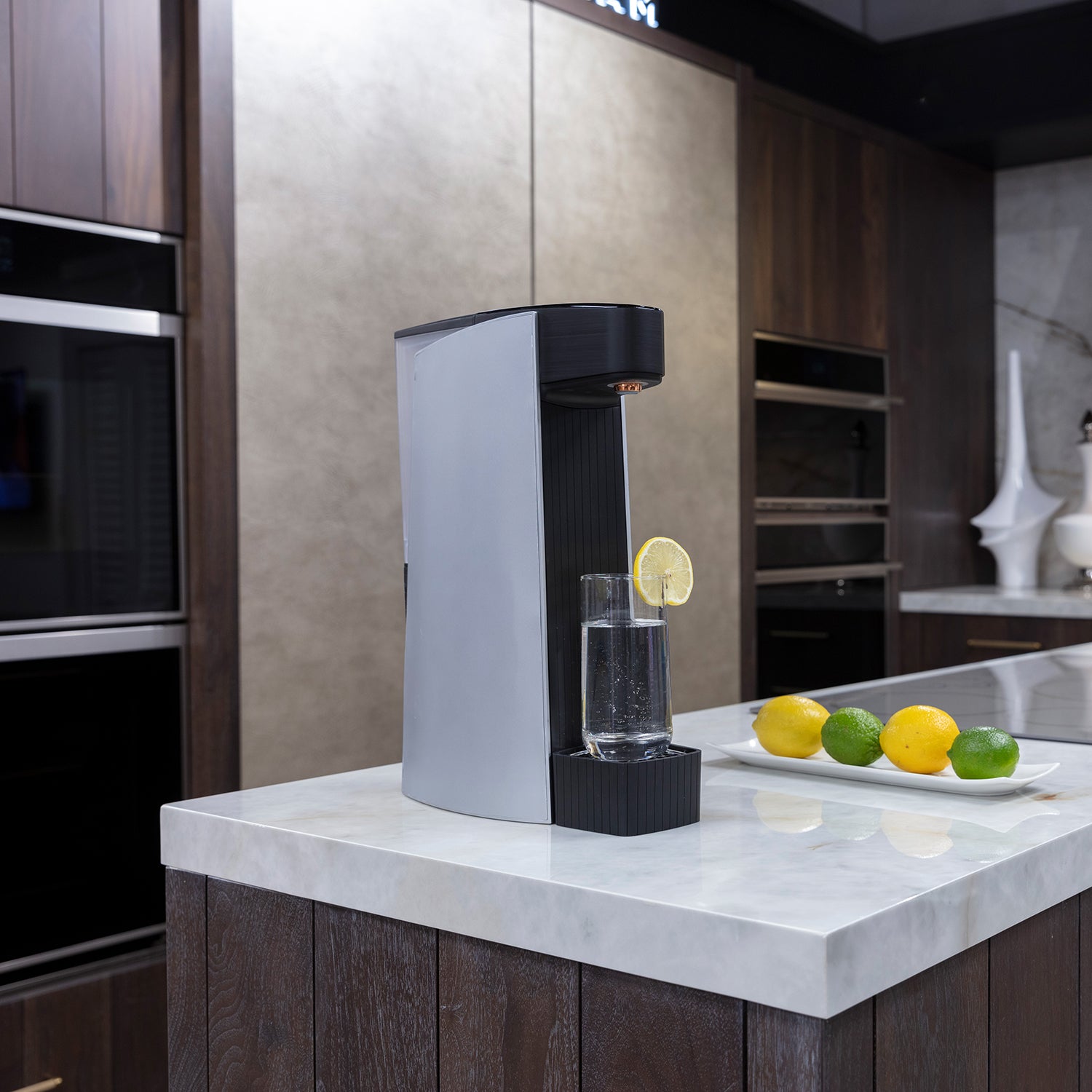 Carbon8 - One Touch Sparkling Water Maker + Filter & Lemon8 - Silver