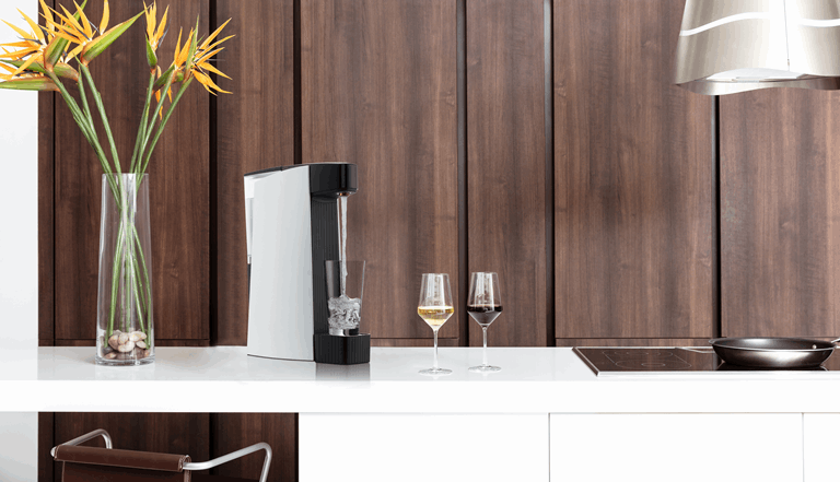 Carbon8 Kit - One Touch Sparkling Water Maker + Filter & Lemon8 + Co2 Cylinder