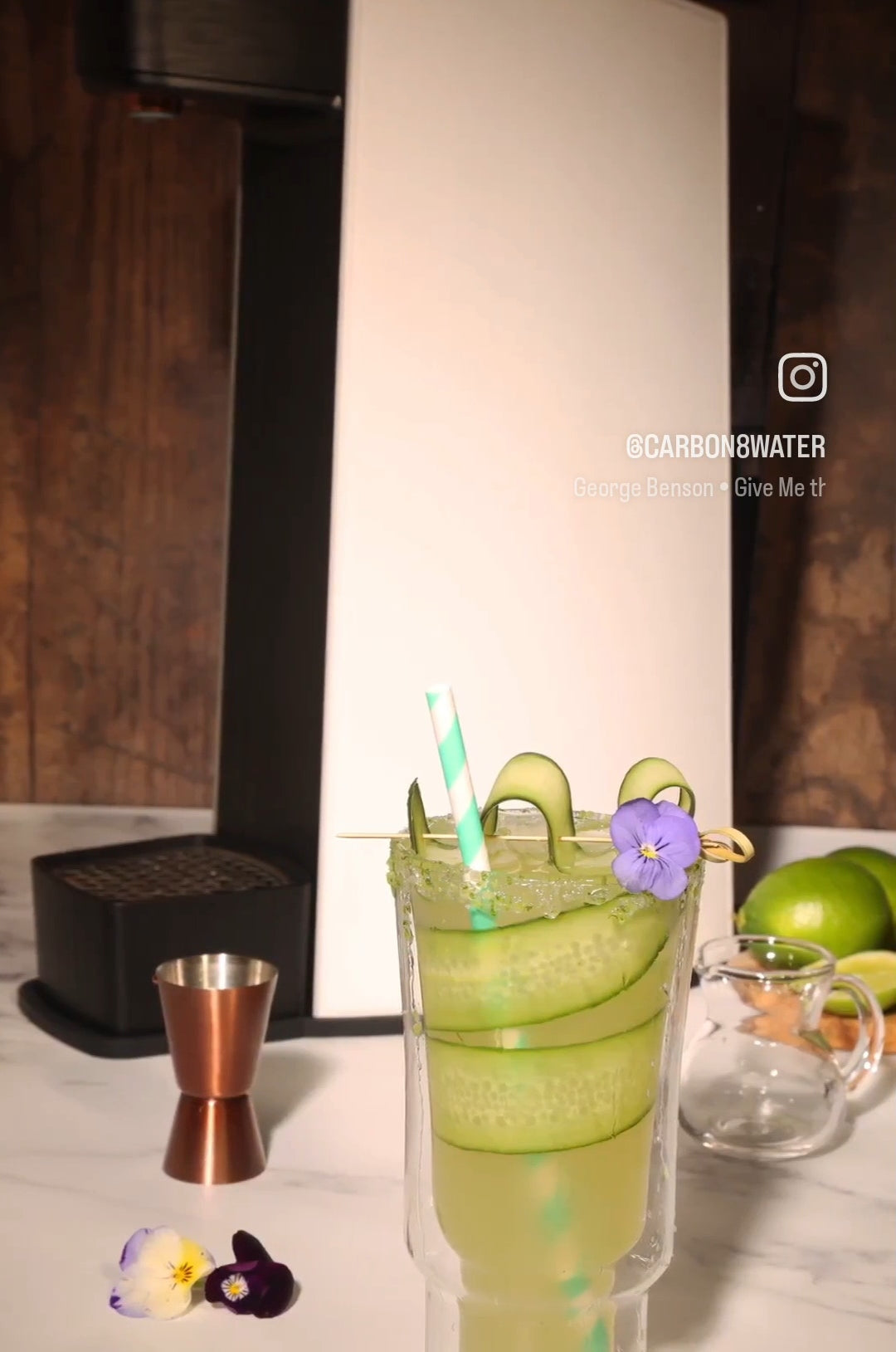 Cucumber limeade with Carbon8. Perfect for this weekend! ⁠