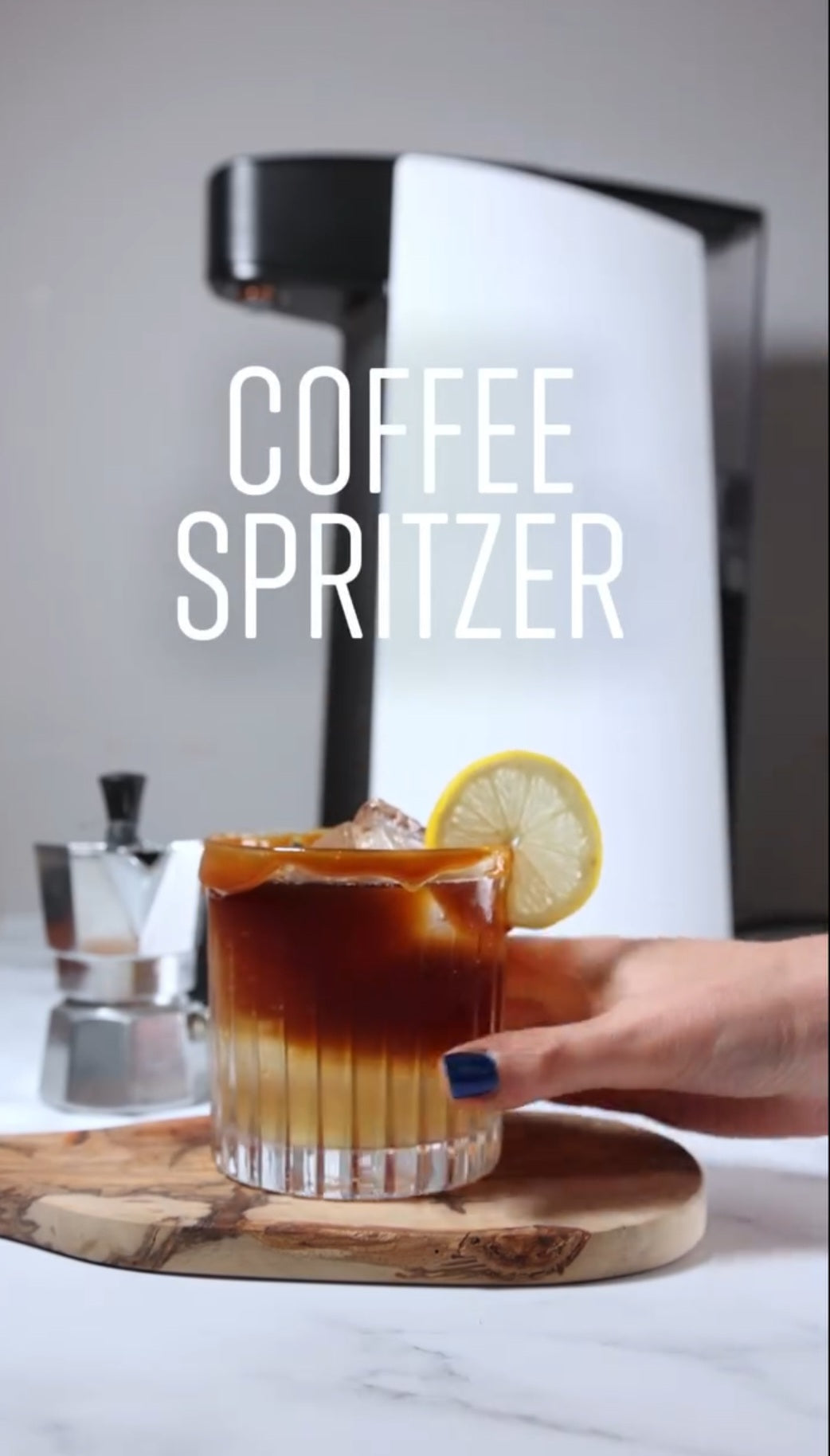 Spiced coffee spritzer ⁠